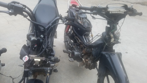 Nhóm thiếu niên dùng hung khí cướp xe máy lúc nửa đêm