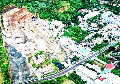 Không chấp hành tháo dỡ tường chắn