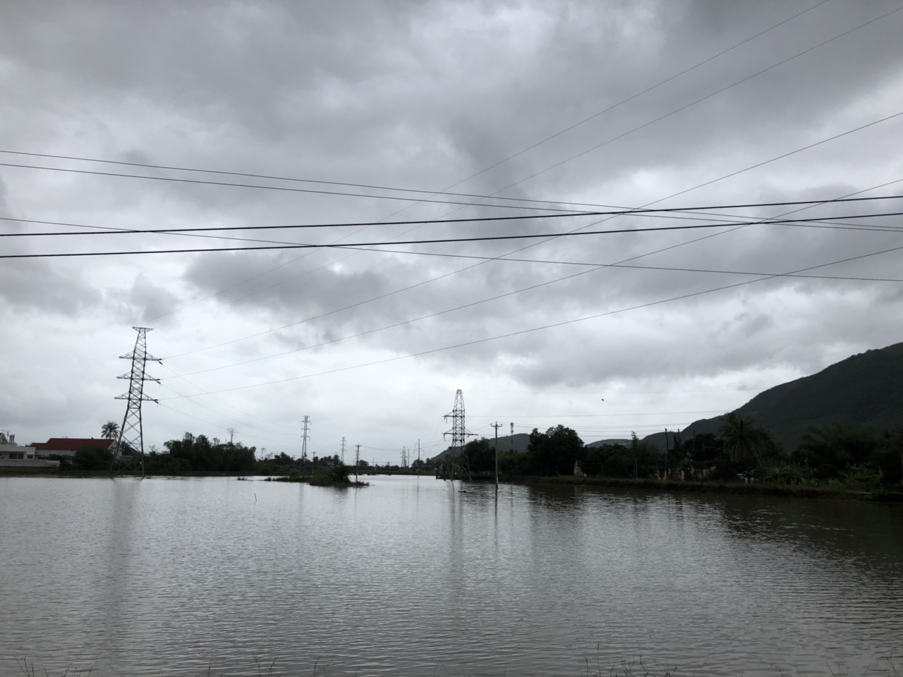 Một khu vực thuộc xã Diên An ngập sâu gần 0,5m