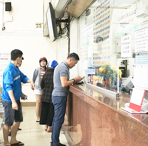 Vé tàu xe vẫn còn