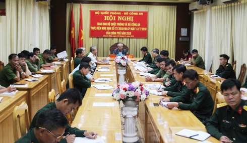 Giao ban trực tuyến Bộ Quốc phòng và Bộ Công an thực hiện Nghị định 77 của Chính phủ