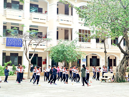 Trường Tiểu học Lộc Thọ (TP. Nha Trang).