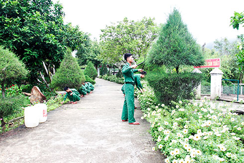 Chăm lo Tết cho bộ đội