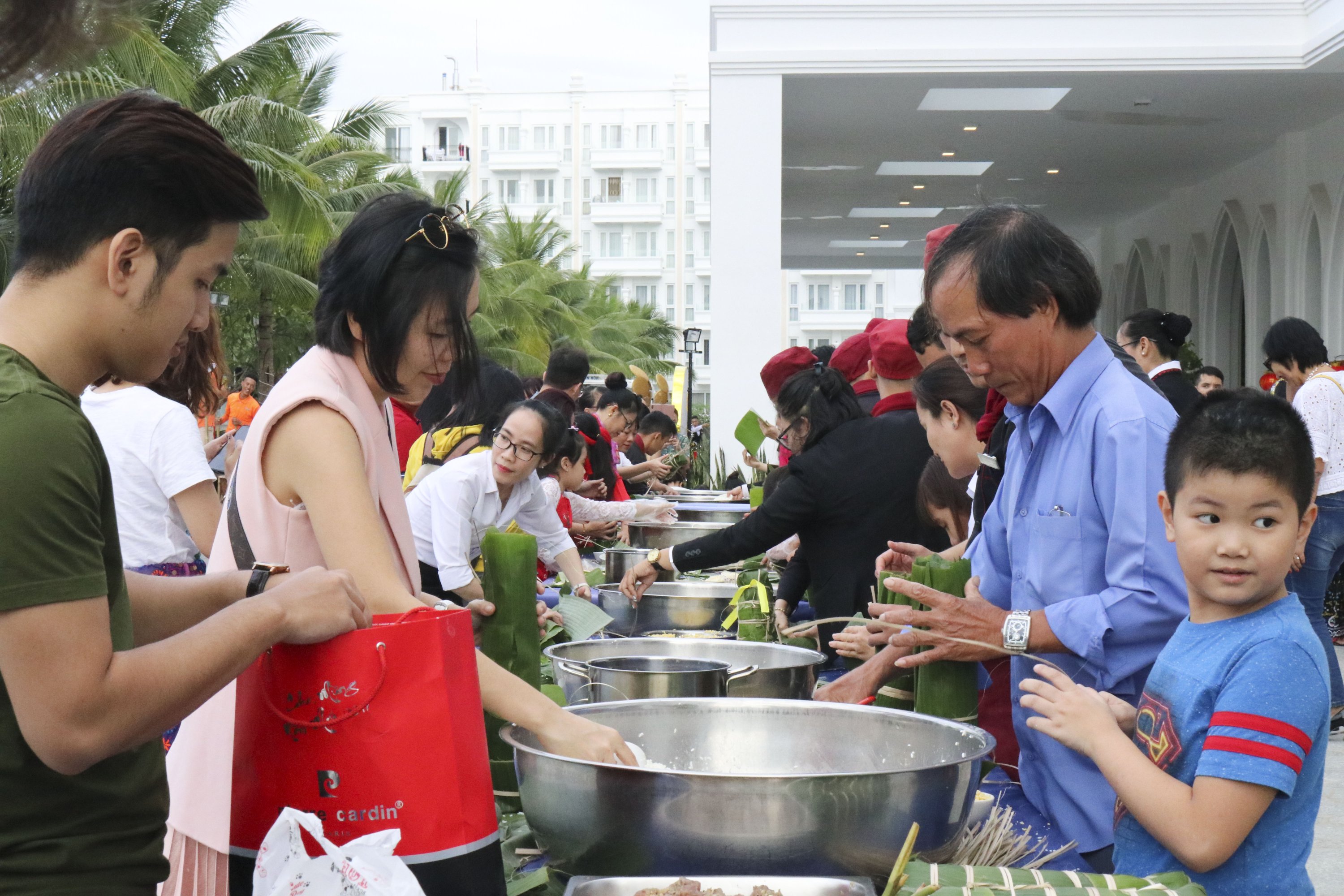 Nấu bánh Tét – Trở về Tết xưa