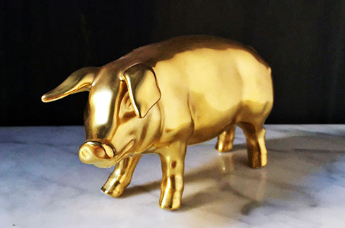 Tiếp tục tăng, vượt qua đỉnh