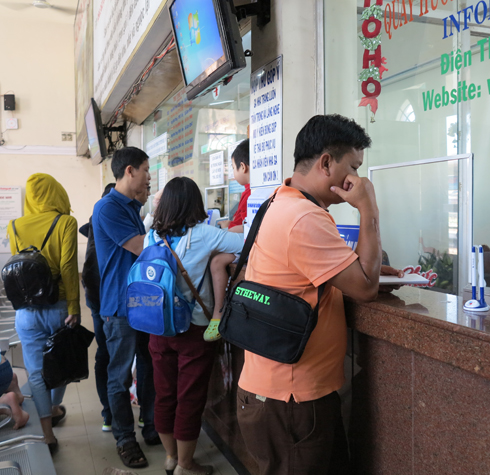 Còn vé tàu trong Tết