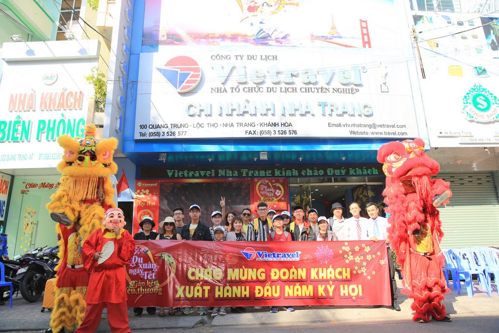 Du khách nô nức du xuân Kỷ Hợi cùng Vietravel Nha Trang