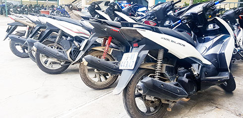 Nhiều xe máy bị kẻ gian đánh cắp đã được Công an TP. Nha Trang tìm lại, chờ định giá để trả lại cho người dân. 