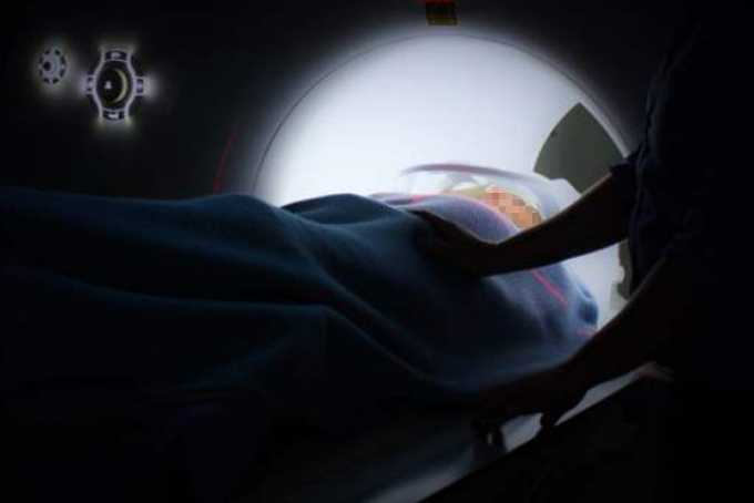 Vụ bệnh nhân tử vong trong phòng chụp CT: Do sốc thuốc cản quang