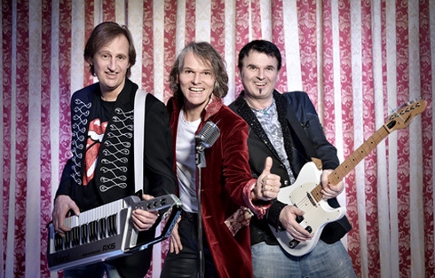 Ban nhạc huyền thoại Joy sẽ hát &quot;Vietnamese Girls&quot; tặng phụ nữ Việt Nam