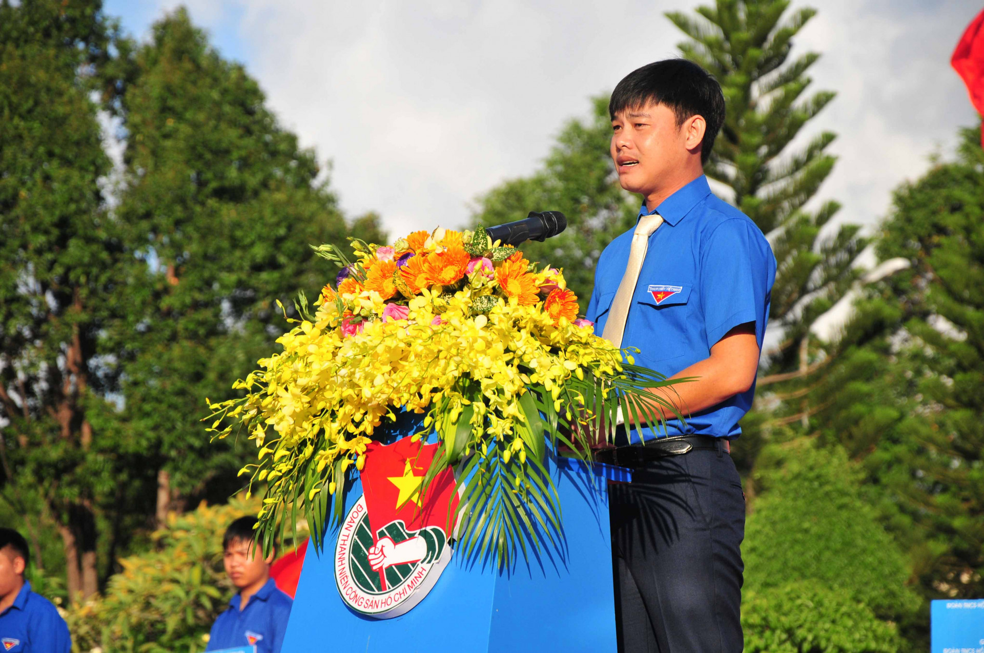 Anh Bùi Hoài Nam - Bí Thư Tỉnh đoàn phát biểu tại lễ khởi động Năm Thanh niên 