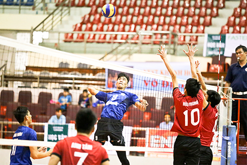 Đội bóng Sanest Khánh Hòa trong một trận đấu ở mùa giải năm ngoái.