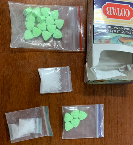 Đánh án ma túy ở phố biển