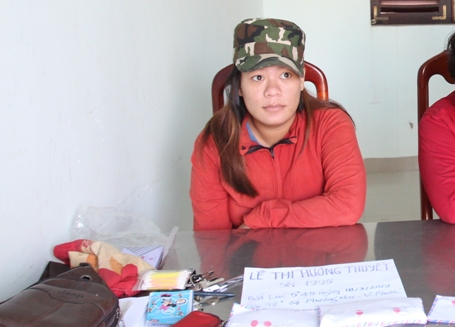 Bắt đối tượng nữ tàng trữ ma túy