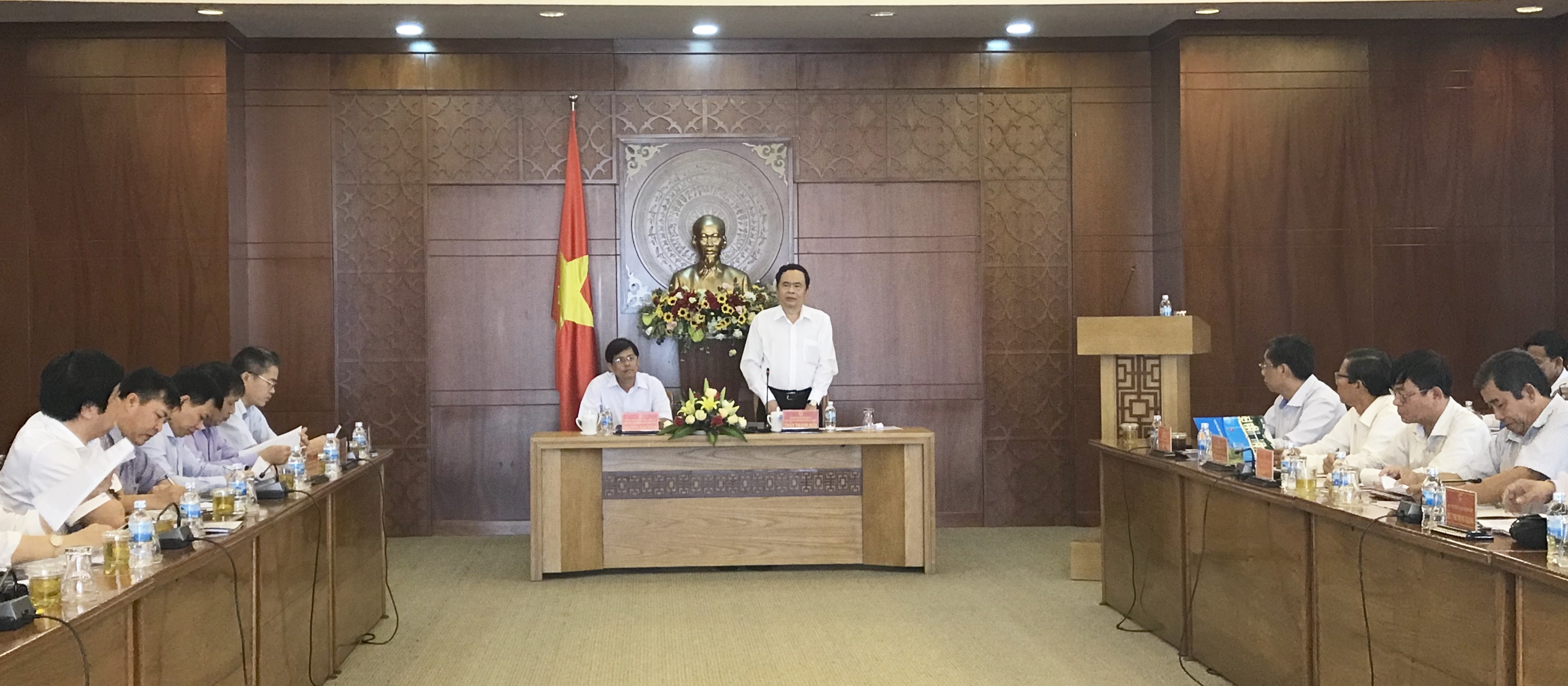 Tập trung tổ chức thành công đại hội mặt trận các cấp