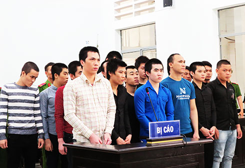 Phạt 221 năm tù cho nhóm giết người