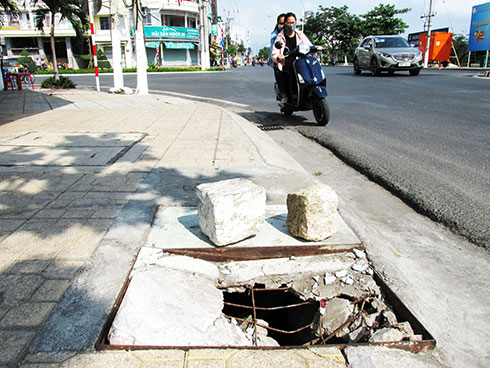 Hố ga trơ cốt thép