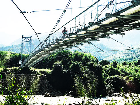 Nối những bờ vui