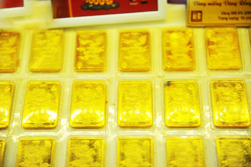 Giá vàng trong nước và thế giới lấy đà tăng mạnh