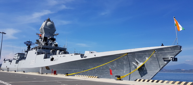 2 tàu Hải quân Ấn Độ cập Cảng quốc tế Cam Ranh