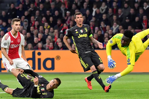 Juventus có nhiều lợi thế hơn tại trận lượt về Champions League 2018-2019 trước Ajax.