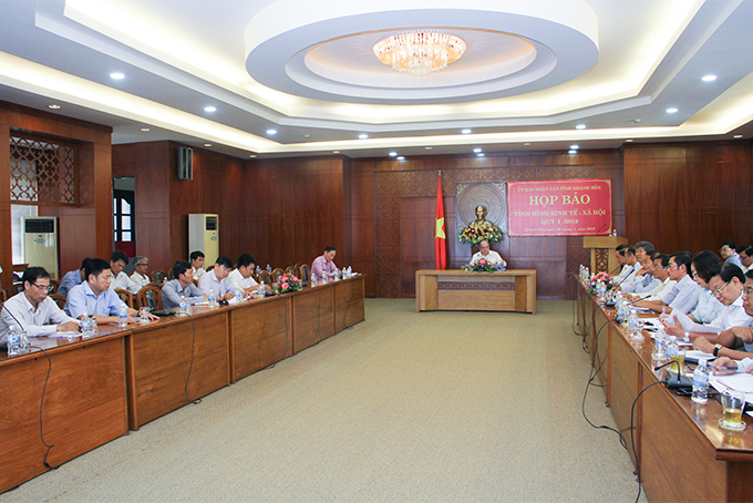 UBND tỉnh tổ chức họp báo tình hình kinh tế - xã hội quý I/2019