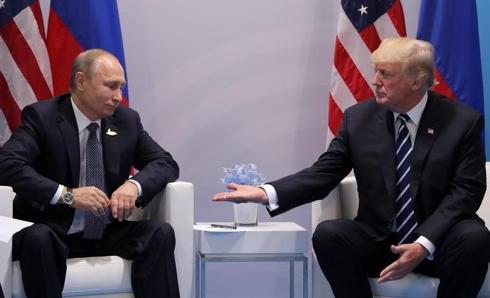 Tổng thống Putin và Tổng thống Trump trong một cuộc gặp. Ảnh: Reuters.