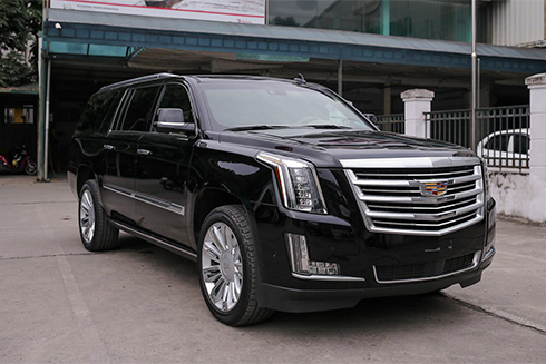 'Khủng long' Cadillac Escalade ESV 2019 giá hơn 10 tỷ tại Việt Nam