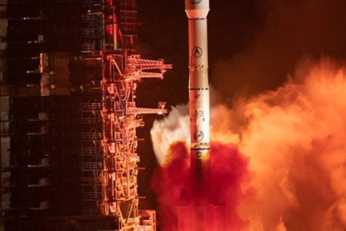 Trung Quốc phóng vệ tinh Bắc Đẩu. Ảnh: Tân Hoa xã.