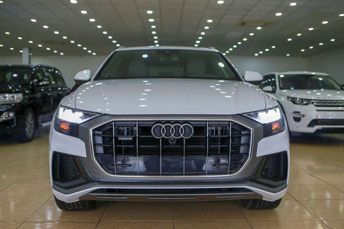 Audi Q8 - SUV phong cách coupe về Việt Nam