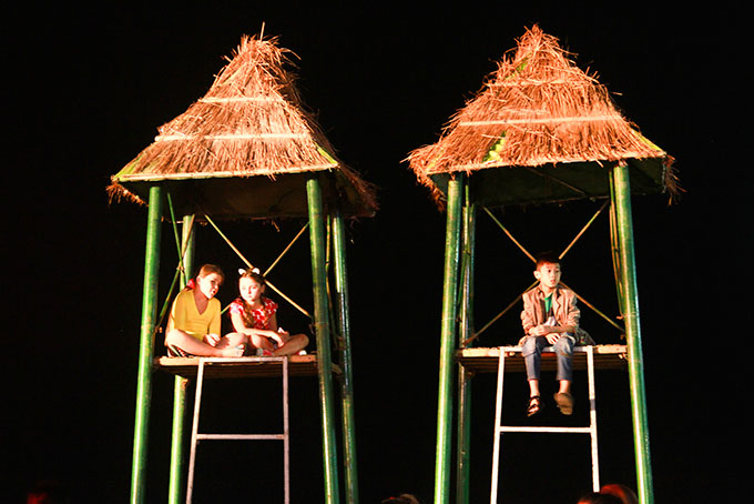 Đến Nha Trang xem hô bài chòi