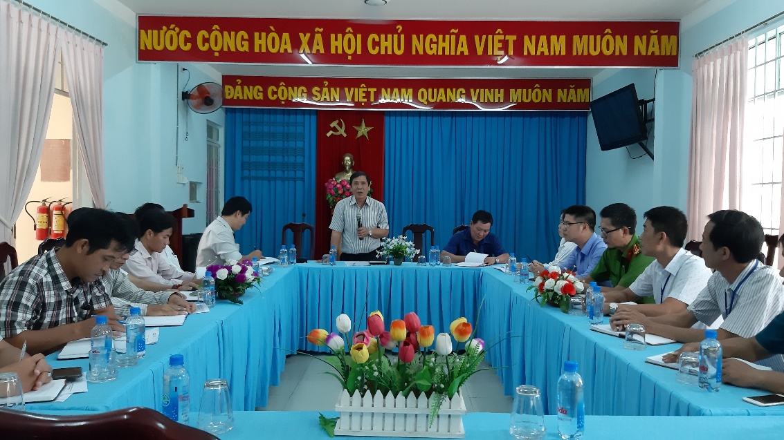 Đồng chí Phan Thông làm việc tại phường Phước Hòa