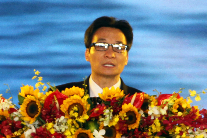 Deputy Prime Minister Vu Duc Dam delivering speech at opening ceremony