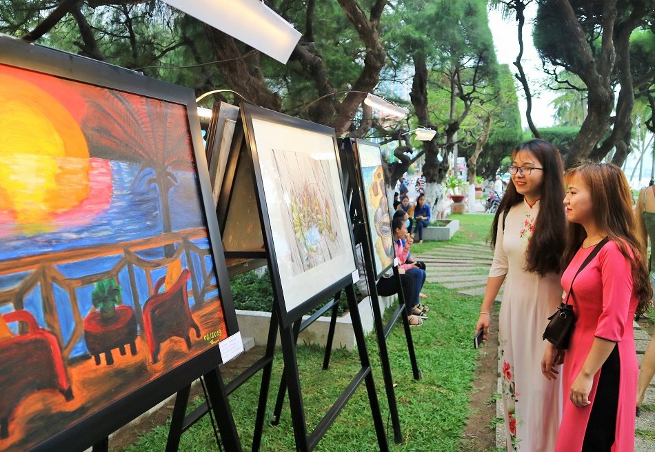 Lung linh &quot;Sắc biển&quot; Nha Trang - Khánh Hòa