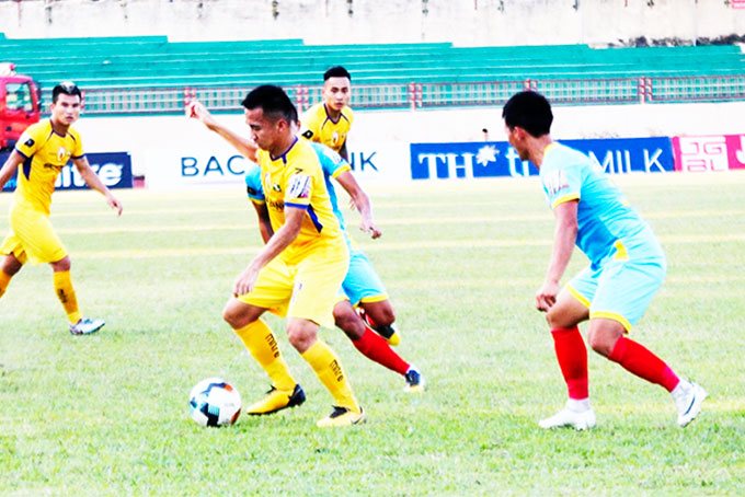 Vòng 10 V.League 1: Sanna Khánh Hòa - Biển Việt Nam hòa Sông Lam Nghệ An