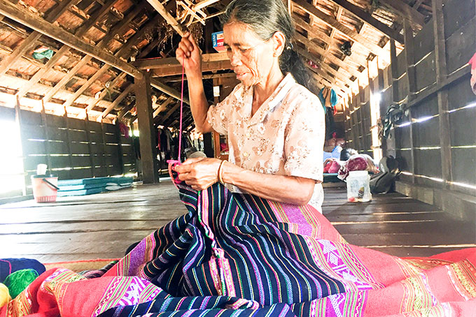 Xã Ninh Tây: Mai một nghề truyền thống của người Ê-đê