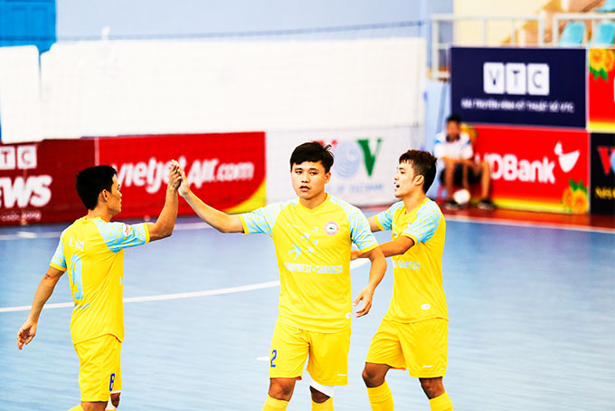 Sanvinest Sanatech Khanh Hoa’s players at the first leg of National Futsal Championship 2019.