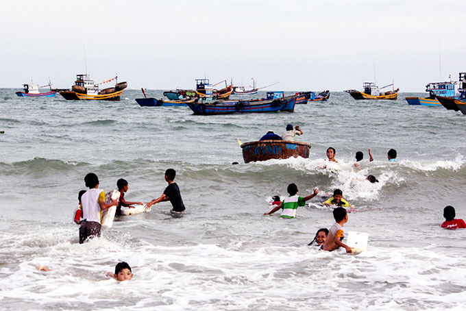 Chung tay vì mùa hè an toàn cho trẻ