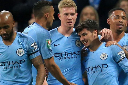 Với Pep Guardiola, Manchester City sẽ còn mạnh hơn nữa