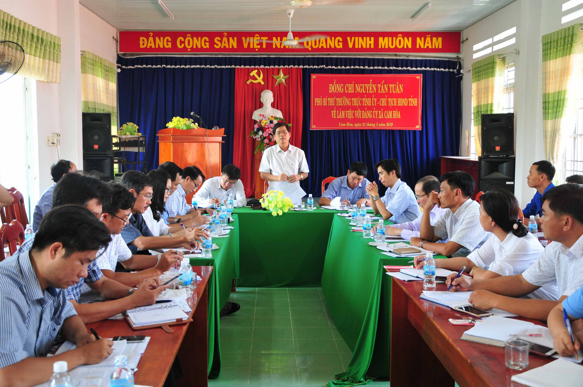 Đồng chí Nguyễn Tấn Tuân kết luận tại buổi làm việc 