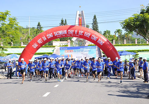 540 vận động viên tham gia Cùng Sacombank chạy vì sức khỏe cộng đồng