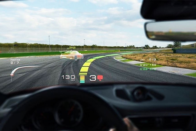 Tìm hiểu công nghệ HUD trên xe máy tại triển lãm Saigon Autotech 2019