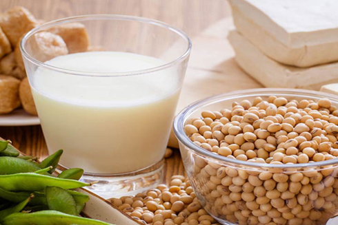 Lợi ích tuyệt vời của sữa đậu nành có thể bạn chưa biết