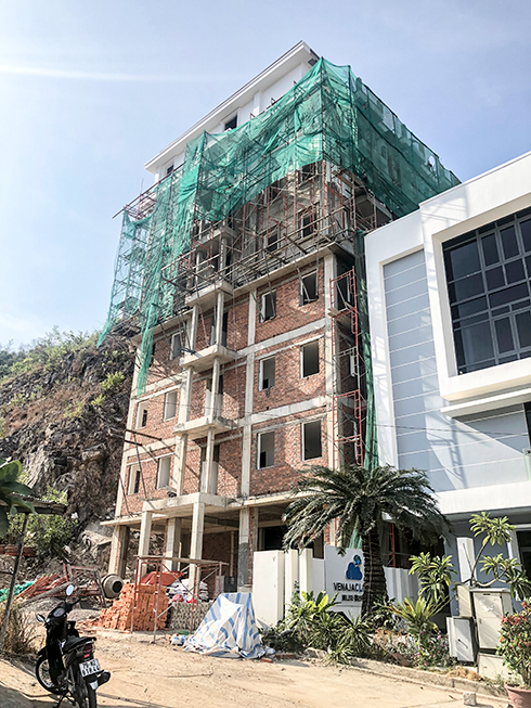 Một công trình xây không đúng quy hoạch trong dự án Khu biệt thự cao cấp Ocean View Nha Trang