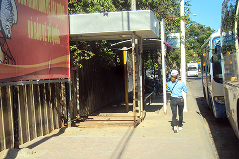 Ki-ốt chiếm vỉa hè