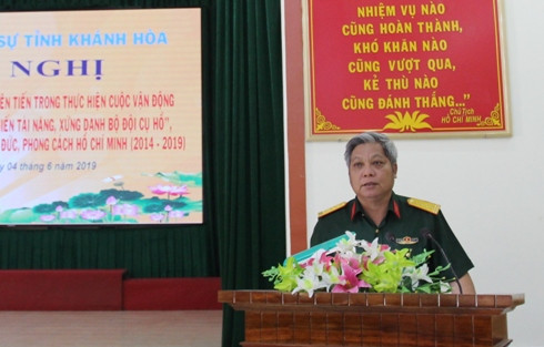 Đại tá Ngô Quang Trung - Chỉ Huy trưởng Bộ CHQS tỉnh Khánh Hòa kết luận hội nghị.