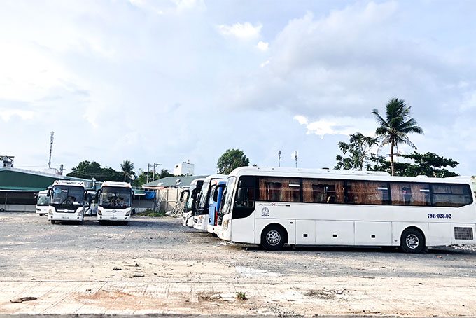 Khu nhà ở gia đình quân đội K98-NT: Bất an vì bãi đậu xe