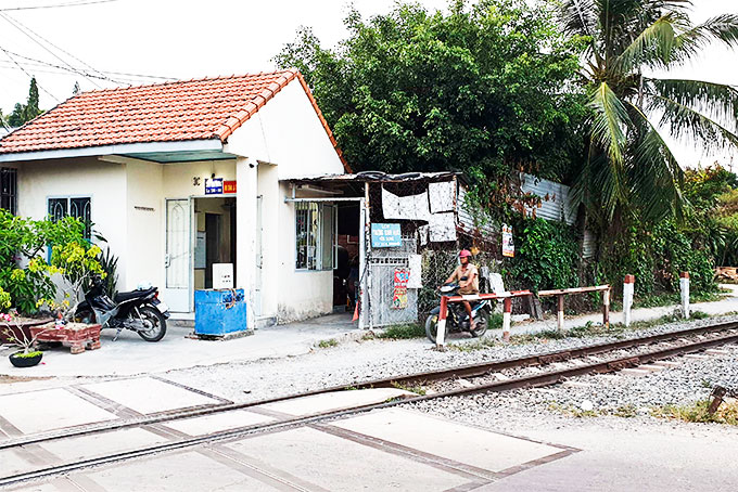 Đường ngang mất an toàn giao thông