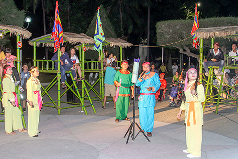 Nghệ thuật bài chòi ở Khánh Hòa sẽ xuất hiện trong Liên hoan trình diễn các di sản văn hóa phi vật thể đại diện nhân loại.