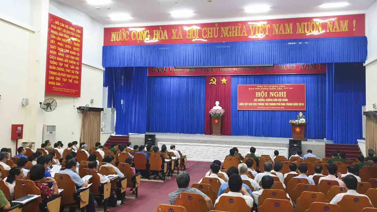 Bồi dưỡng, hướng dẫn nội dung diễn tập khu vực phòng thủ TP. Nha Trang